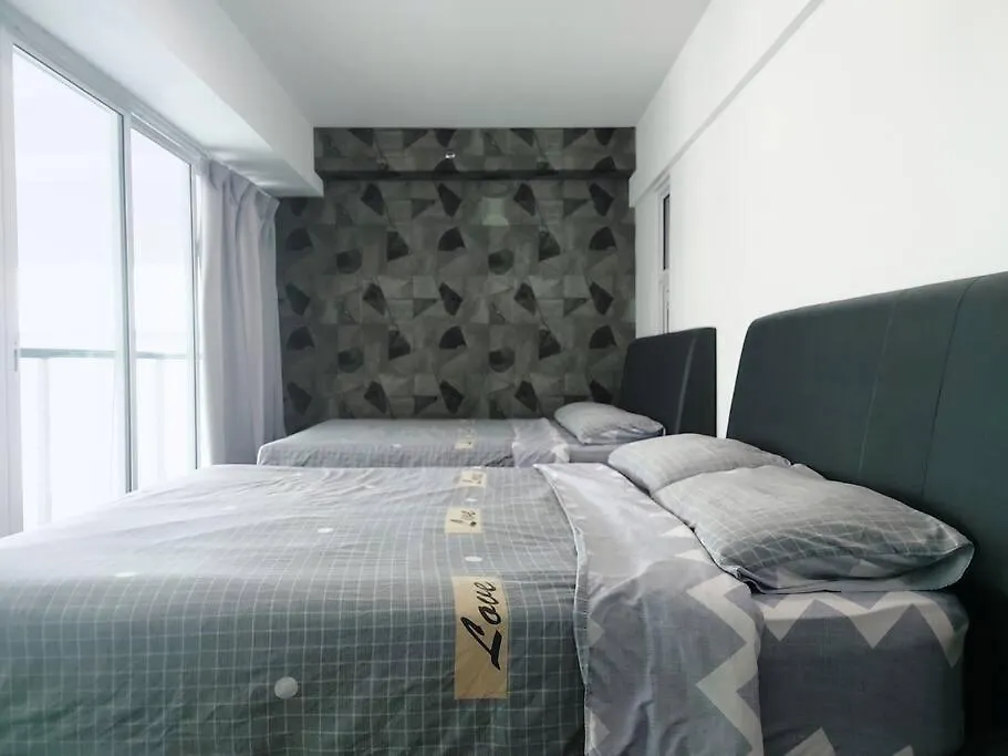 Ferienwohnung Maritime @ Sunrise+Sea View Georgetown Apartment
